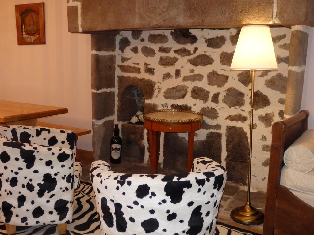 La Maison De Beatrice Murat  Exteriör bild