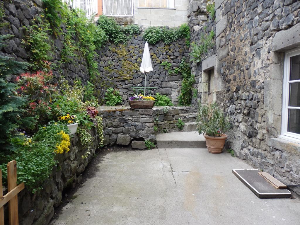 La Maison De Beatrice Murat  Exteriör bild