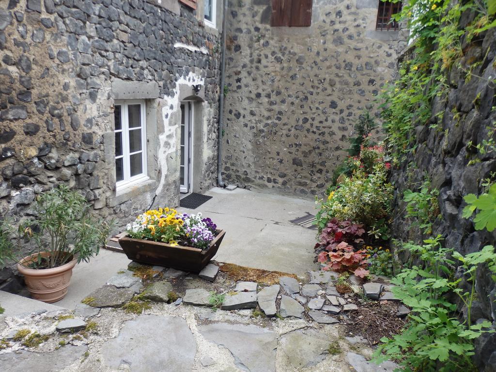 La Maison De Beatrice Murat  Exteriör bild
